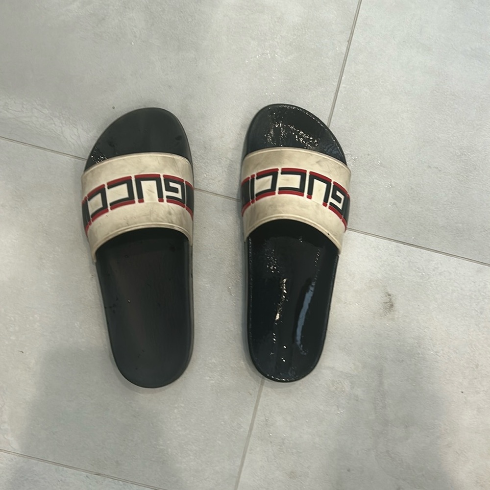 Gucci slide